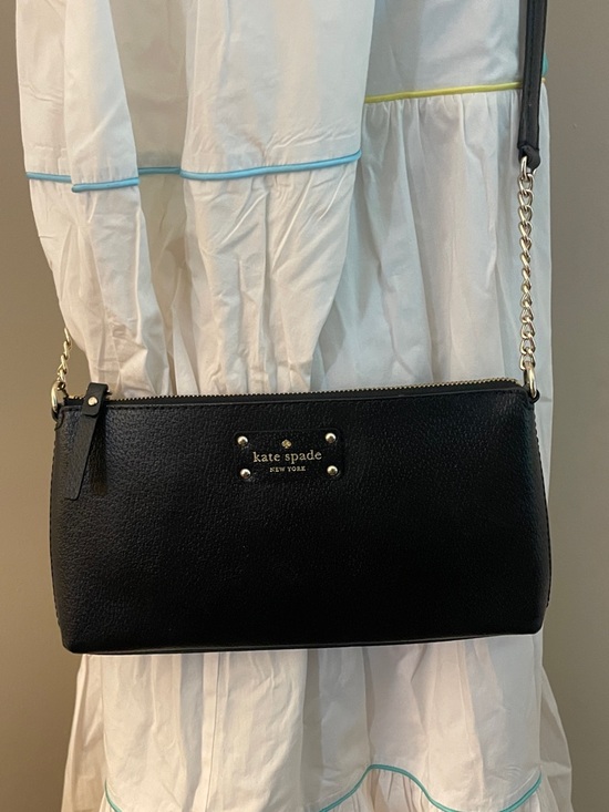 kate spade Handbags - Kate Spade | Black Leather Byrd Wellesley Crossbody